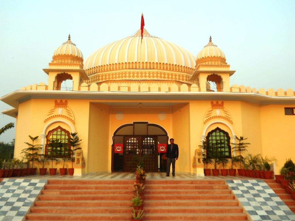 V Resorts Rajmahal Orchha Exterior foto
