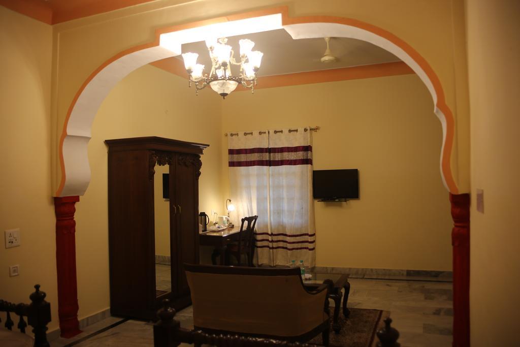 V Resorts Rajmahal Orchha Exterior foto